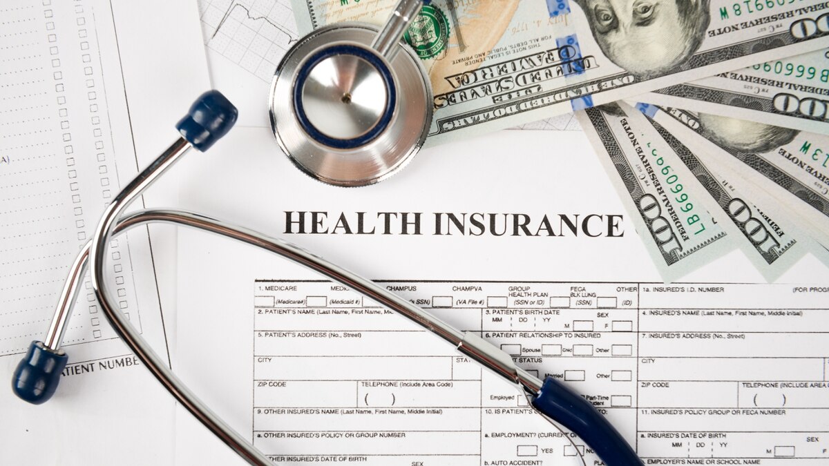 How are health insurance rates calculated? What does the doctor charge vs. what I have to pay?