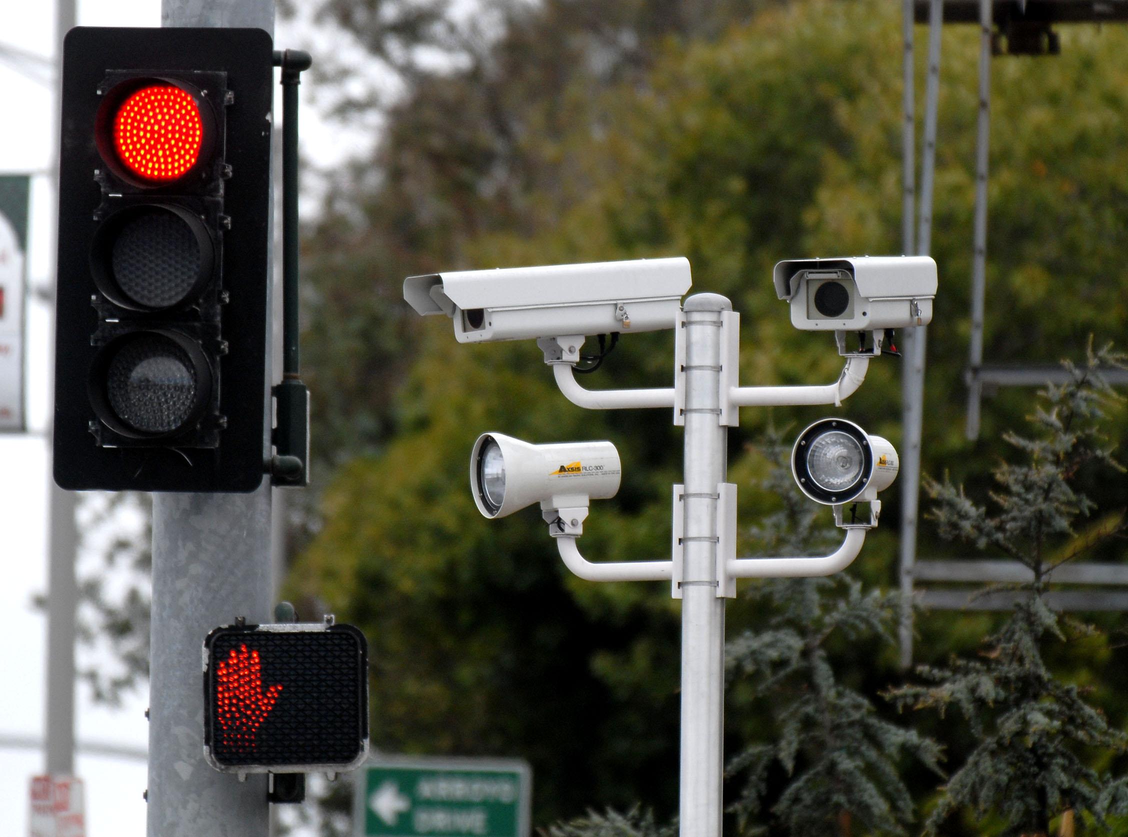 Red light cameras Life savers or money makers? INSURANCE MANEUVERS